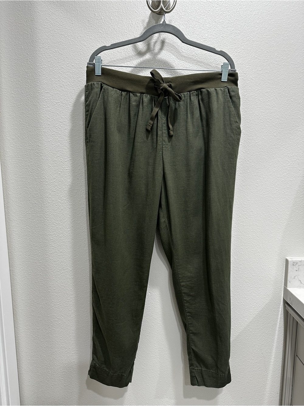 Lucky Brand Olive Green Tie-Waist Linen Joggers
